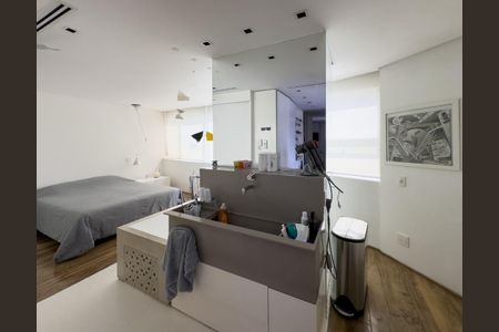 Apartamento à venda com 2 quartos, 202m² em Moema, São Paulo