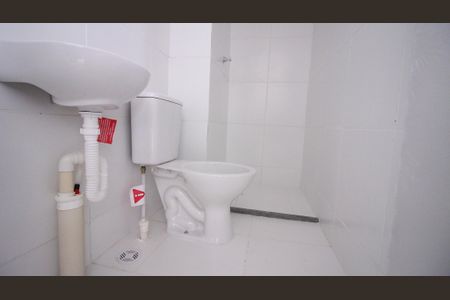 Apartamento para alugar com 32m², 2 quartos e sem vaga Apartamento para alugar com 32m², 2 quartos e sem vagaBanheiro