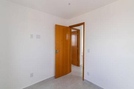 Quarto 1 de apartamento à venda com 2 quartos, 40m² em Parque Sonia, São Paulo