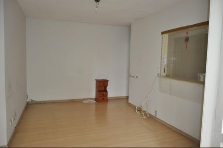 Apartamento à venda com 65m², 2 quartos e 1 vagaSala