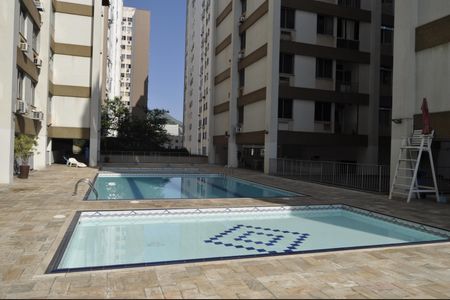 Apartamento à venda com 65m², 2 quartos e 1 vagaÁrea comum