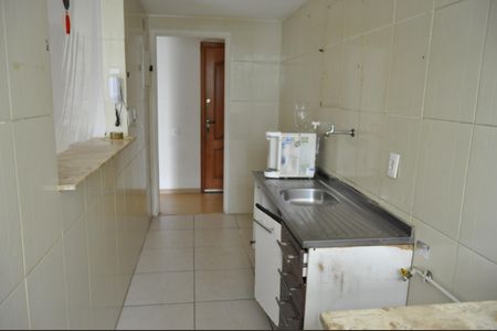 Apartamento à venda com 65m², 2 quartos e 1 vagaCozinha