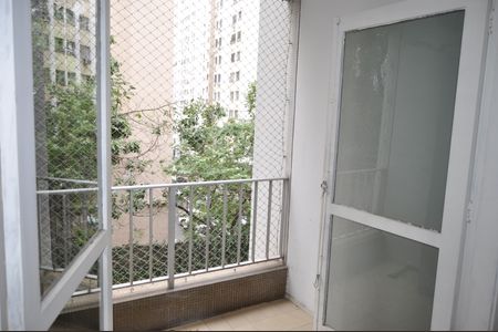 Apartamento à venda com 65m², 2 quartos e 1 vagaSala