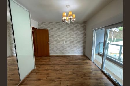 Casa de condomínio para alugar com 373m², 5 quartos e 4 vagasSuíte 3