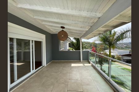 Casa de condomínio para alugar com 373m², 5 quartos e 4 vagasVaranda da Suíte 1