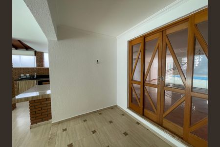 Casa de condomínio para alugar com 373m², 5 quartos e 4 vagasÁrea gourmet