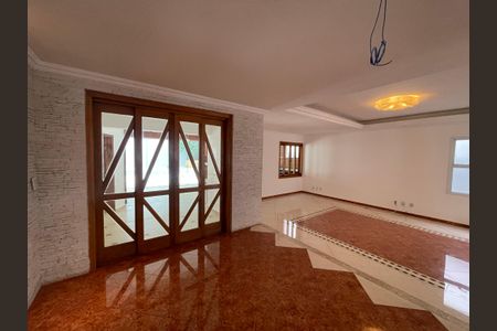 Casa de condomínio para alugar com 373m², 5 quartos e 4 vagasSala