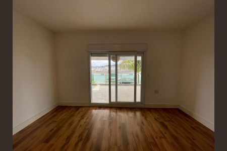 Casa de condomínio para alugar com 373m², 5 quartos e 4 vagasSuíte 1