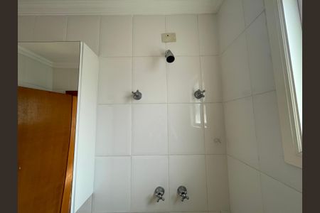 Casa de condomínio para alugar com 373m², 5 quartos e 4 vagasBanheiro da Suíte 4