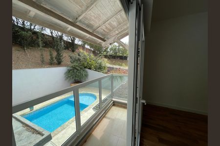 Casa de condomínio para alugar com 373m², 5 quartos e 4 vagasVaranda da Suíte 2