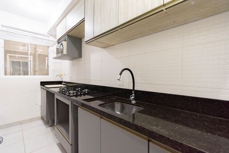 Cozinha de apartamento à venda com 2 quartos, 44m² em Centro, Canoas