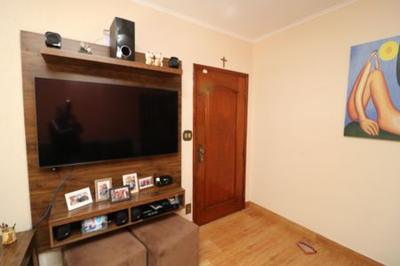 Sala de casa à venda com 2 quartos, 132m² em Jardim Mimar, São Paulo