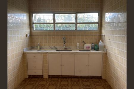 Casa para alugar com 890m², 2 quartos e NaN vagasÁrea de Serviço