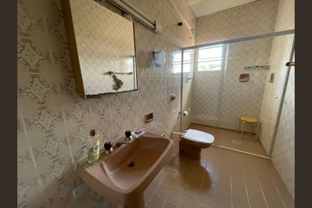 Casa para alugar com 890m², 2 quartos e NaN vagasBanheiro