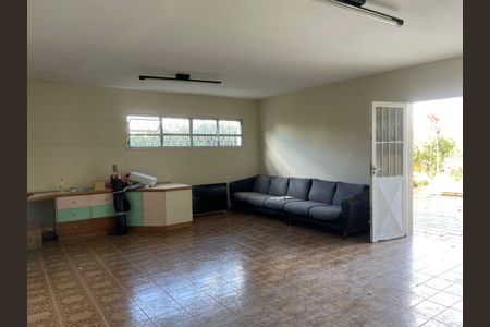 Casa para alugar com 890m², 2 quartos e NaN vagasÁrea de Serviço