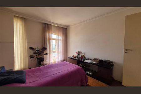 Apartamento para alugar com 192m², 4 quartos e 2 vagas Apartamento para alugar com 192m², 4 quartos e 2 vagasQuarto 2