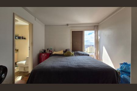 Apartamento para alugar com 192m², 4 quartos e 2 vagas Apartamento para alugar com 192m², 4 quartos e 2 vagasSuite