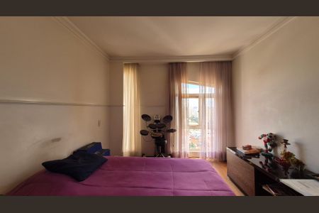 Apartamento para alugar com 192m², 4 quartos e 2 vagas Apartamento para alugar com 192m², 4 quartos e 2 vagasQuarto 2