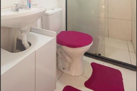 Banheiro de apartamento para alugar com 2 quartos, 47m² em Campo Grande, Rio de Janeiro