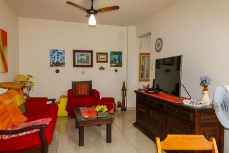 Apartamento à venda com 78m², 2 quartos e 1 vaga Apartamento à venda com 78m², 2 quartos e 1 vagaSala