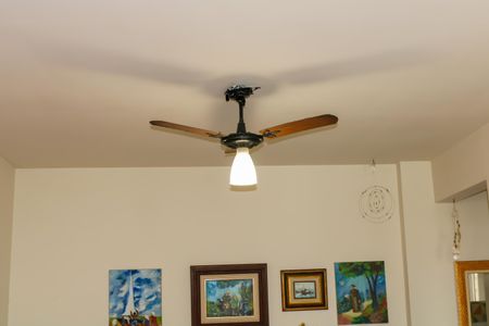 Apartamento à venda com 78m², 2 quartos e 1 vaga Apartamento à venda com 78m², 2 quartos e 1 vagaSala