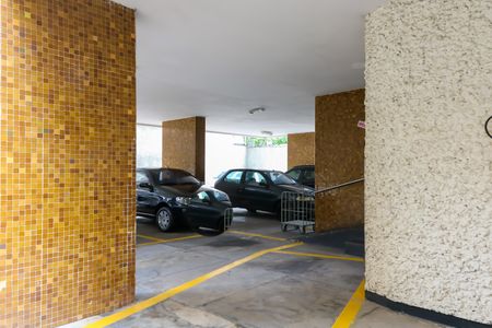 Apartamento à venda com 78m², 2 quartos e 1 vaga Apartamento à venda com 78m², 2 quartos e 1 vagaGaragem