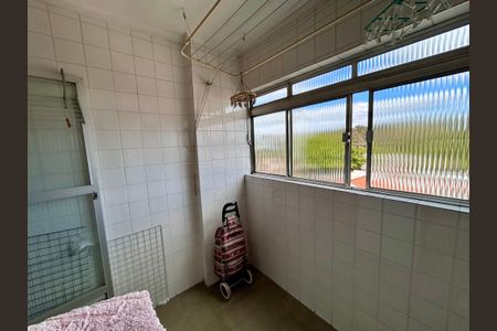 Apartamento à venda com 75m², 2 quartos e 1 vaga Apartamento à venda com 75m², 2 quartos e 1 vagaÁrea de Serviço