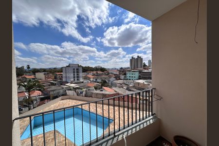 Apartamento à venda com 75m², 2 quartos e 1 vaga Apartamento à venda com 75m², 2 quartos e 1 vagaVista da Sacada
