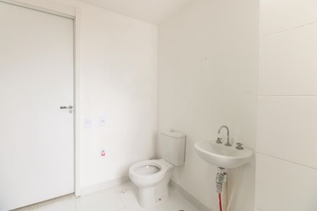 Studio à venda com 32m², 2 quartos e sem vaga Studio à venda com 32m², 2 quartos e sem vagaBanheiro