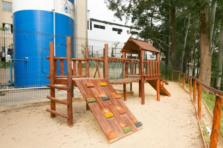 Apartamento para alugar com 32m², 2 quartos e sem vagaÁrea comum - Playground