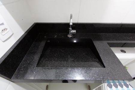 Apartamento para alugar com 32m², 2 quartos e sem vagaBanheiro - Detalhe