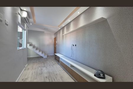 Apartamento à venda com 80m², 2 quartos e 1 vagaSala