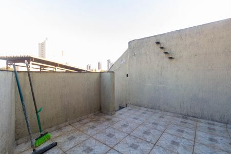 Casa de condomínio para alugar com 130m², 2 quartos e 1 vagaTerraço