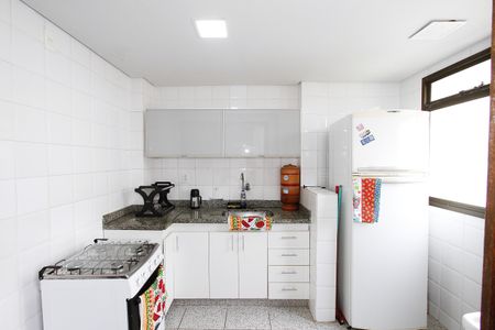 Apartamento à venda com 174m², 3 quartos e 2 vagasCozinha