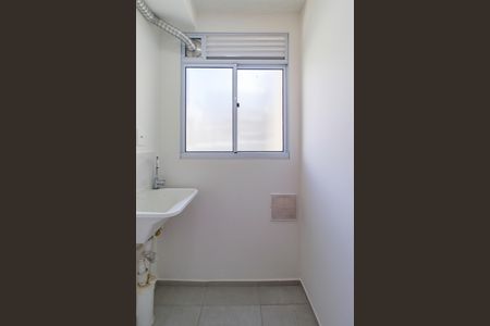 Apartamento para alugar com 37m², 2 quartos e sem vaga Apartamento para alugar com 37m², 2 quartos e sem vagaÁrea de Serviço