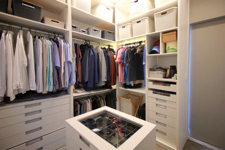 Casa à venda com 360m², 3 quartos e 3 vagasCloset da suíte 1