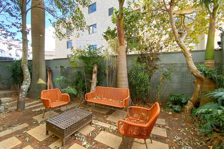 Casa à venda com 360m², 3 quartos e 3 vagas Casa à venda com 360m², 3 quartos e 3 vagasÁrea Externa