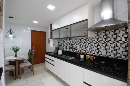 Apartamento para alugar com 156m², 3 quartos e 2 vagasCozinha