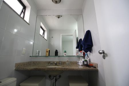 Apartamento para alugar com 156m², 3 quartos e 2 vagasBanheiro da Suíte