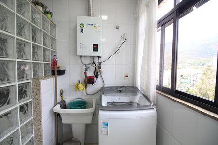 Apartamento para alugar com 156m², 3 quartos e 2 vagasÁrea de Serviço