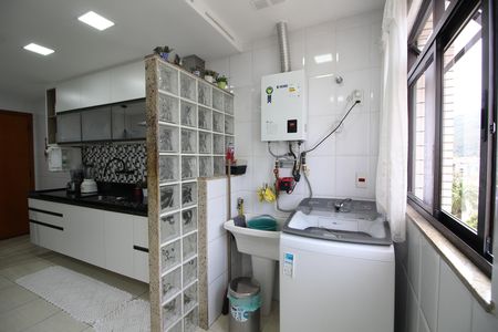 Apartamento para alugar com 156m², 3 quartos e 2 vagasÁrea de Serviço