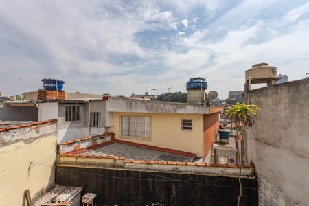 Casa à venda com 160m², 3 quartos e 2 vagasCasa 1 - vista da área de serviço