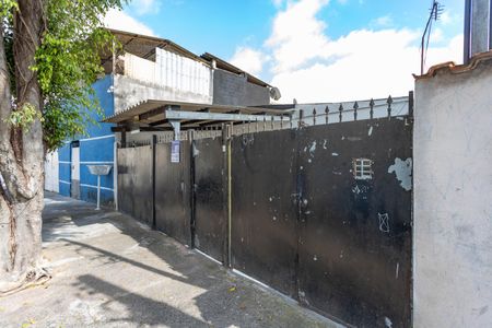 Casa à venda com 160m², 3 quartos e 2 vagasFachada + placa 