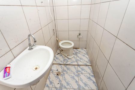 Casa à venda com 160m², 3 quartos e 2 vagasCasa 2 - banheiro 