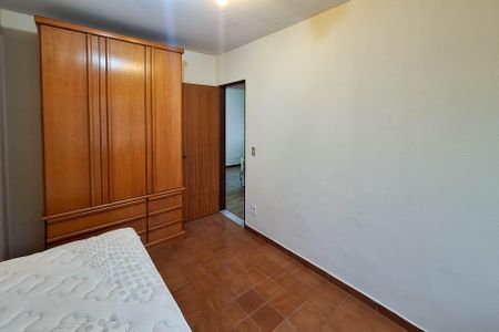Quarto 1 de apartamento para alugar com 2 quartos, 70m² em Centro, Niterói