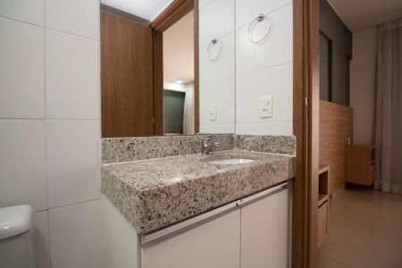 Banheiro de apartamento para alugar com 1 quarto, 45m² em Shcnw, Brasília