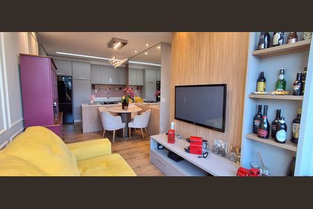 Sala de apartamento para alugar com 3 quartos, 69m² em Cerâmica, São Caetano do Sul