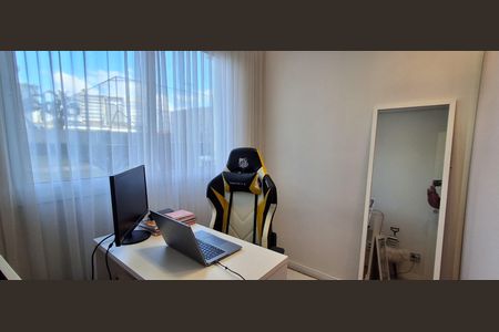 Apartamento à venda com 69m², 3 quartos e 2 vagasQuarto 2