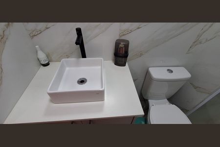 Apartamento à venda com 69m², 3 quartos e 2 vagasBanheiro Social