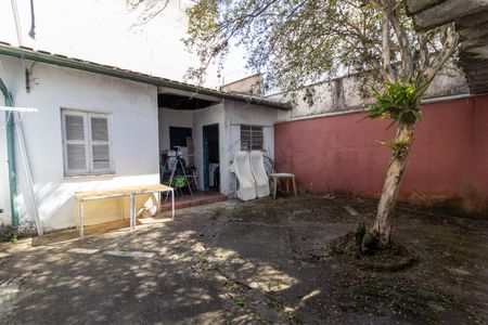 Casa à venda com 360m², 5 quartos e 3 vagas Casa à venda com 360m², 5 quartos e 3 vagasQuintal integrado com área de Serviço